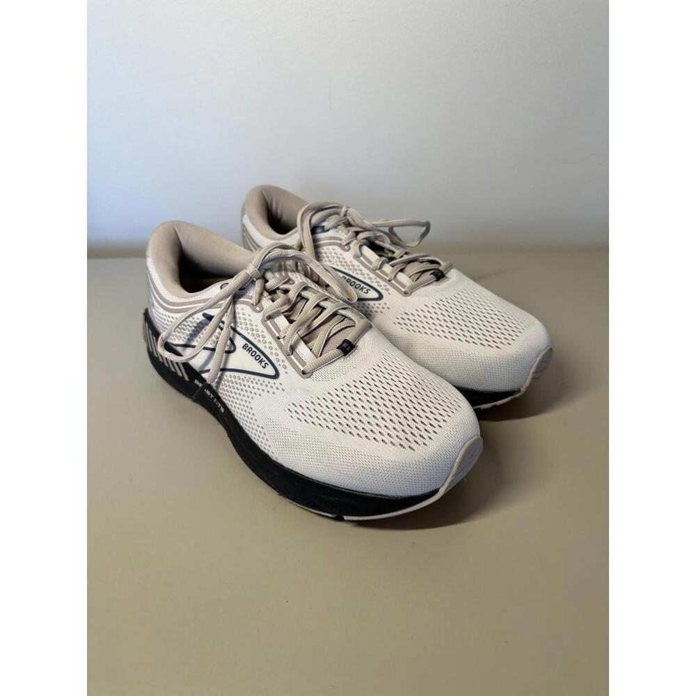 NIB Brooks 1104014E216 Men's Beast GTS  Grey/White Size US 10